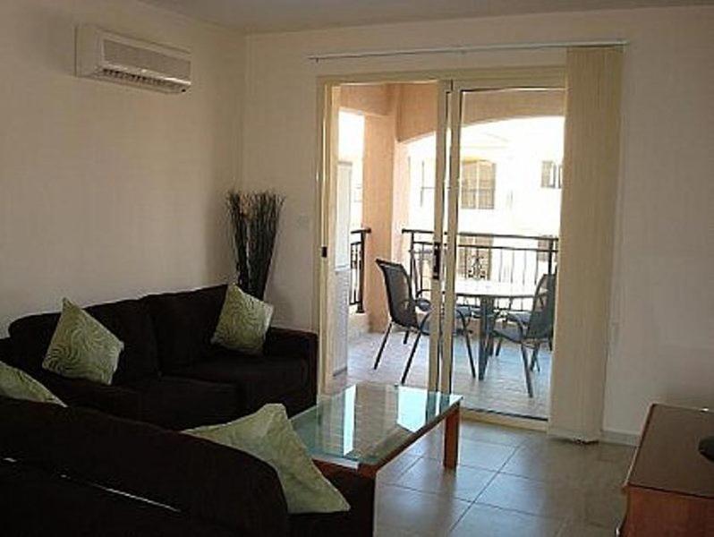 Royal Seacrest Apartments Aphrodite Hills Extérieur photo