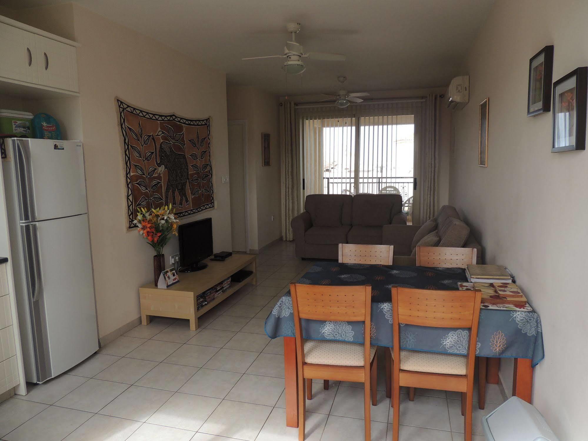 Royal Seacrest Apartments Aphrodite Hills Extérieur photo